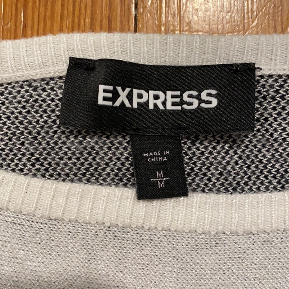 Express Sweater - Picture 3 of 5